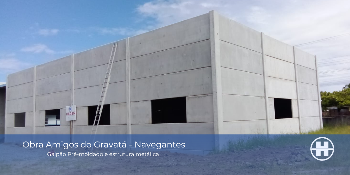 Galpão pré-moldado e estrutura metálica 